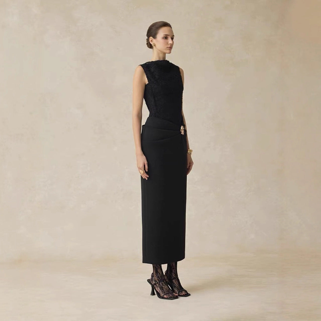Niche Designer Elegant One-length Neck Long-sleeved Waist Dress For Autumn New Lace Spliced sleeveless Dress