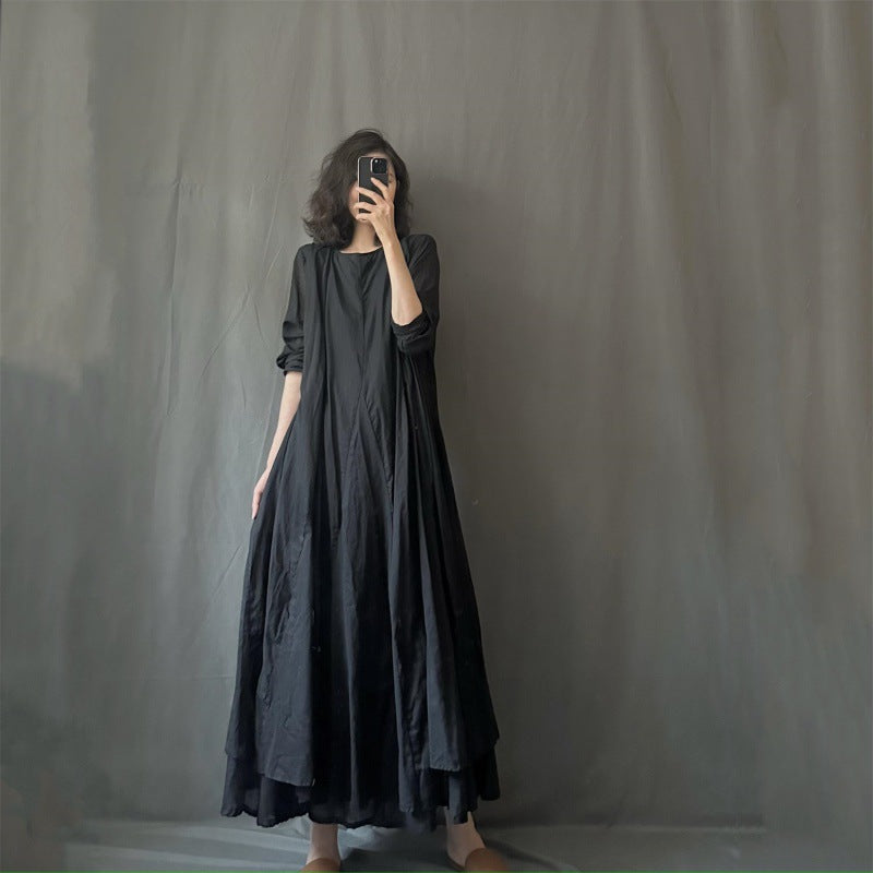 The long dress is loose and forest-style