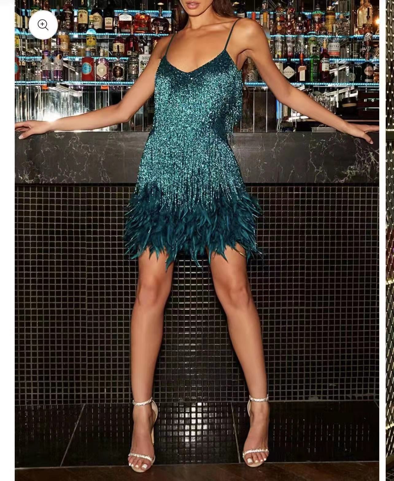 V-neck tassel sequined dress