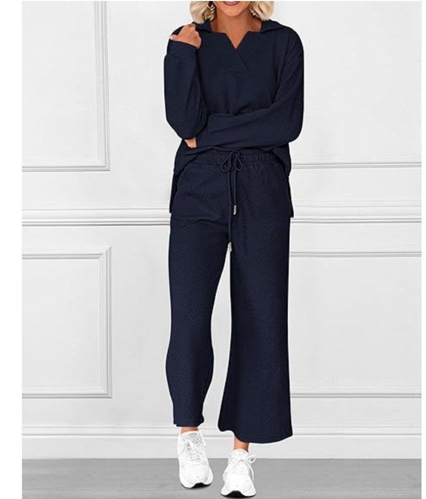 Casual Long-Sleeve Sweatshirt and Pants