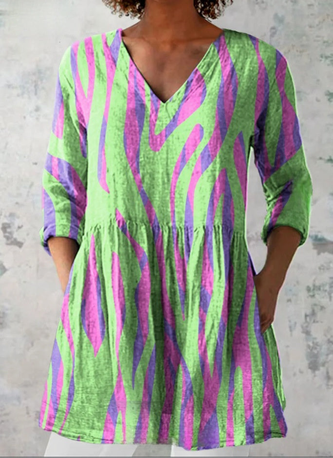 Womens Loose Digital Print V-Neck Short Sleeve T-Shirt