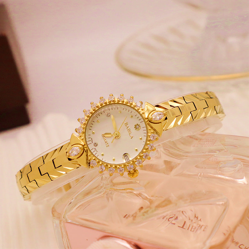 Diamond-encrusted relief bracelet, elegant quartz small gold watch