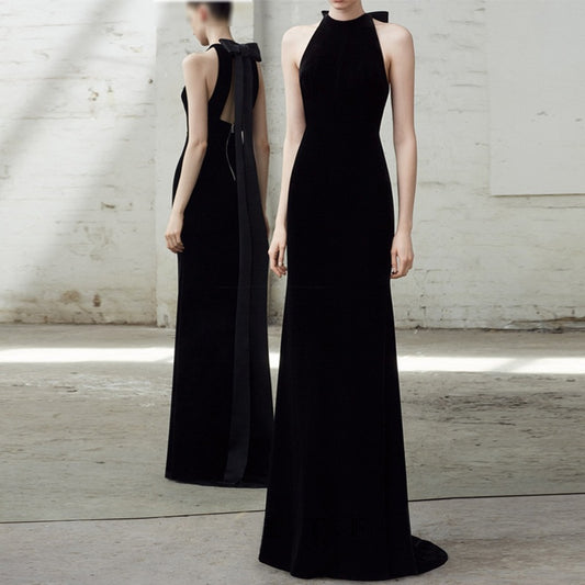 Formal evening dress for a banquet