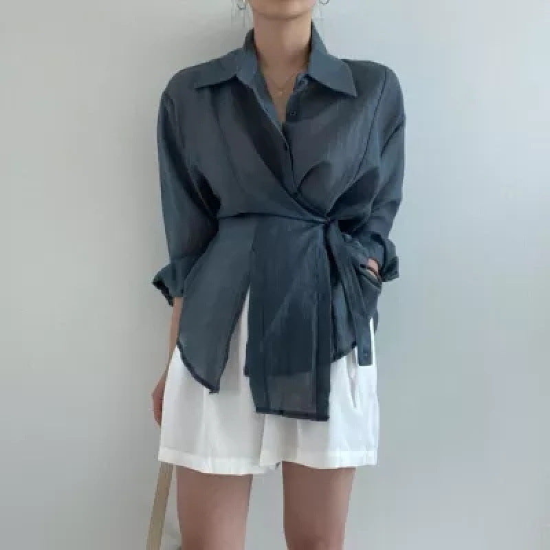 Irregularly buttoned lapel long-sleeved shirt