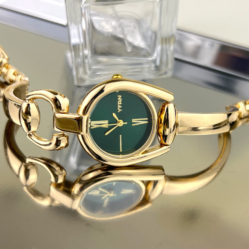 Vintage Button Bracelet Watch Fashion Quartz Women's Wristwatch.