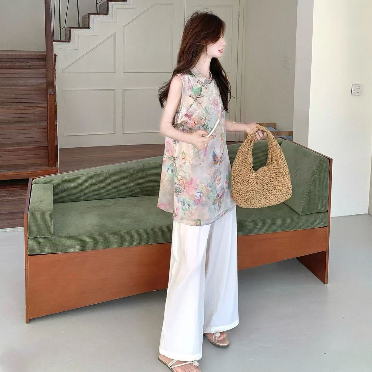 Sleeveless jacquard mid-length cheongsam